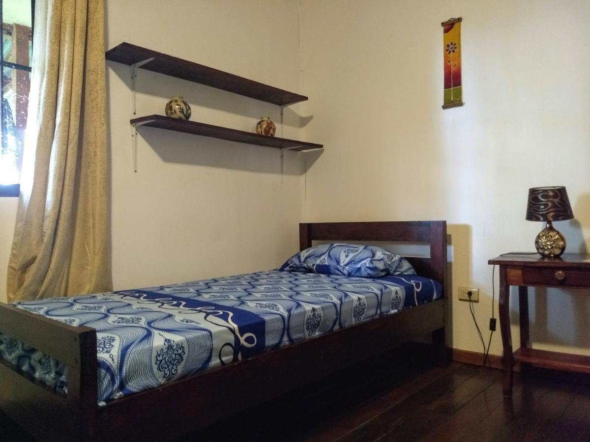 Sunset Chill Out Bed & Breakfast Sámara Exterior photo